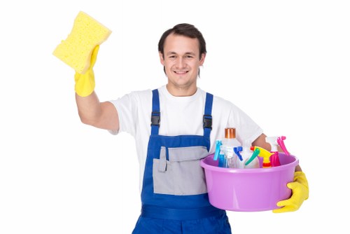 Detailed Airbnb property cleaning and final presentation check in KT2